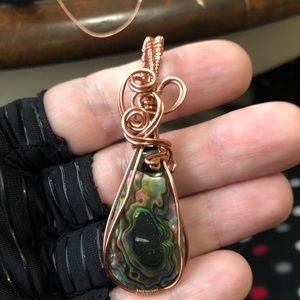 Abalone wire wrapped pendent